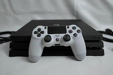 PS4 (Sony Playstation 4): U ponudi Sony PlayStation 4 PRO konzola u perfektnom radnom stanju — 13