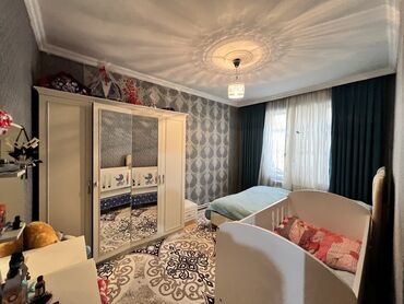 Həyət evləri və villaların satışı: Binəqədi qəs. 3 otaqlı, 100 kv. m — 10