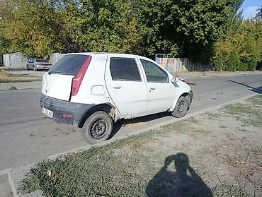Lancia: Fiat Punto: 2003 г., 1.3 л, Механика, Хэтчбэк — 4