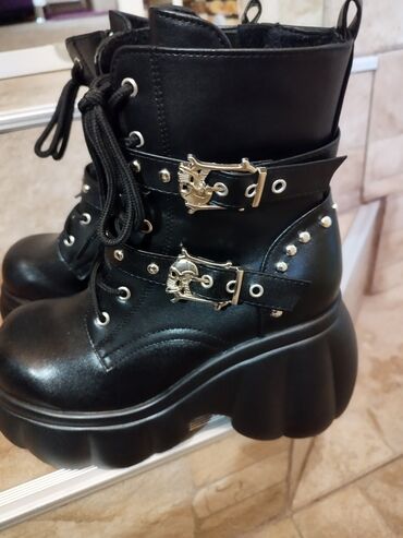 obuca beograd kraljevo: High boots, 38