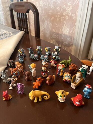 Heykəlciklər: Müxtəlif kolleksiya fiqurları dəsti - Təxminən 35+ ədəd kiçik — 2