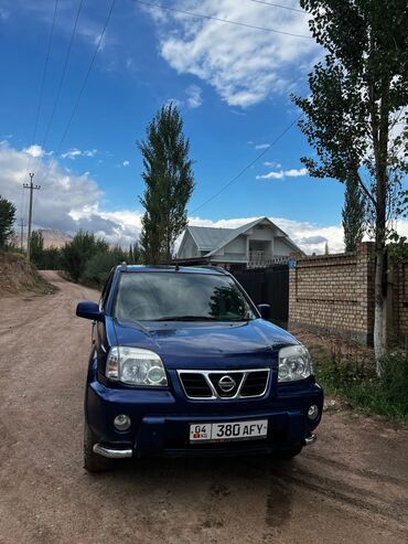 машины до 400000: Nissan X-Trail: 2002 г., 2 л, Автомат, Бензин, Кроссовер