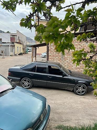 Mercedes-Benz W124: 1994 г., 2.2 л, Автомат, Бензин, Седан