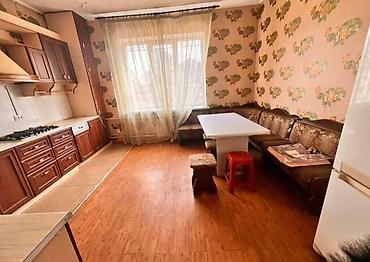 Долгосрочная аренда домов: 300 м², 7 комнат — 10