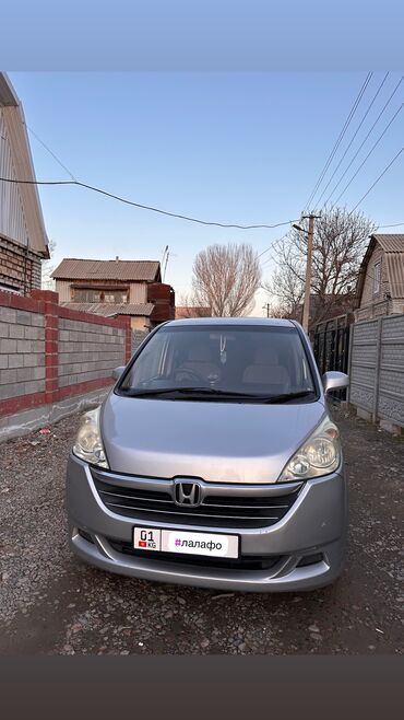 Honda: Honda Step год 2006 обем 2 Срочно