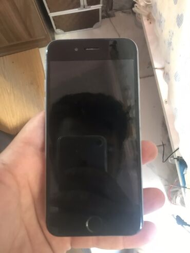 oculus 2: IPhone 6s, < 16 GB, Space Gray, Barmaq izi