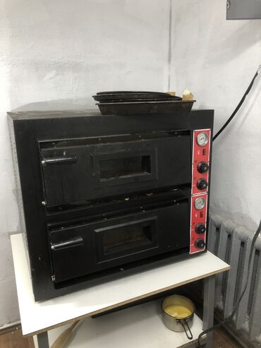 плита кухонная: Продаю приборы для кухни 
все в рабочем состоянии