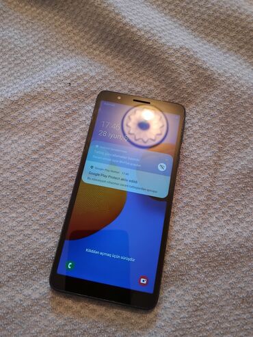 samsun a70: Samsung A10e, 16 GB, rəng - Qara, Barmaq izi, İki sim kartlı
