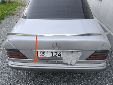 кузов срв: Задний Бампер Mercedes-Benz 1994 г., Б/у, цвет - Серебристый, Оригинал