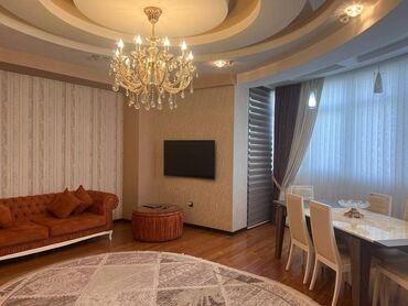 Yeni tikili: 9-cu mikrorayon, 4 otaqlı, Yeni tikili, m. Memar Əcəmi, 147 kv. m — 2