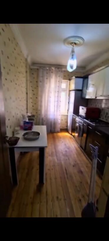 Köhnə tikili: Bakı, Yasamal, 3 otaqlı, Köhnə tikili, m. Elmlər Akademiyası, 70 kv. m — 11