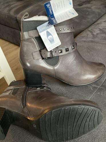 planika zenske gleznjace: Ankle boots, Caprice, 38