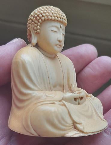 dušeci za ležaljke: Japanska slonovaca rezbarija – škola Tokio, majstor Yoshiyuki (oko — 9
