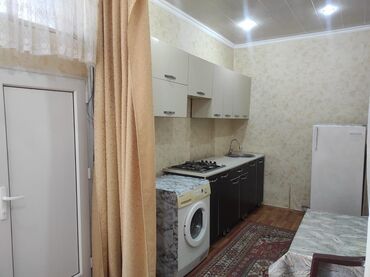 Uzunmüddətli kirayə evlər: 2 otaqlı mənzil – həyət evi tipli - Daxili plan: bir otaq — 2