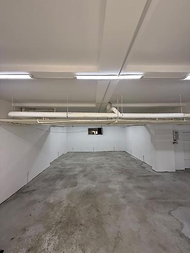Коммерциялык мүлк: Продается коммерческое помещение с ремонтом 📍 ул. Жумабека, 9 📐 — 7