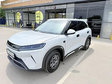 byd e2 запчасть: BYD Yuan Up: 2025 г., Электромобиль, Кроссовер — 7