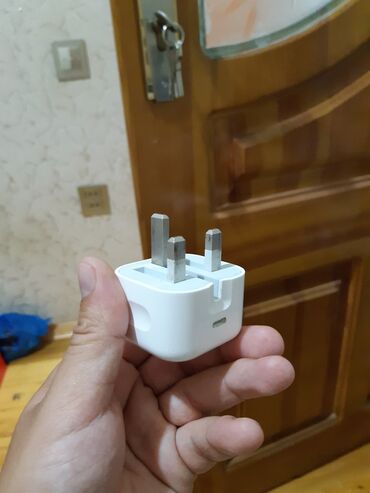 ayfon adapter: Адаптер Apple, > 20 Вт