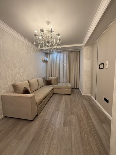дом 4 комнаты: 2 комнаты, 61 м², Элитка, 7 этаж, Дизайнерский ремонт