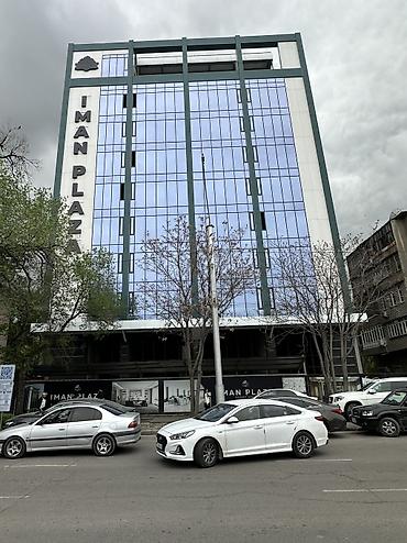 iman plaza: Продажа офисов 49 м², Без ремонта, Бизнес центр, 2 этаж — 1