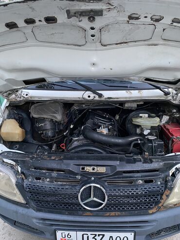 кузов сатылат: Mercedes-Benz Спринтер: 2002 г., 2.2 л, Механика, Дизель, Фургон