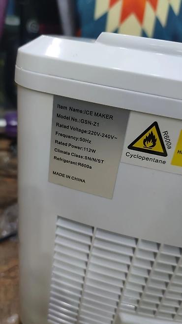 buz aparati: Buz aparati buz aparatı ice maker 9 kq-lıq model Bir defeye 9 eded — 8