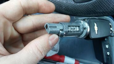 Аварийное вскрытие замков: Аварийное вскрытие авто потеряли ключи захлопнулась дверь или — 13