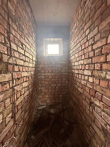 Продажа коттеджей и домов: 📍 В Шопокове в ж/м Ынтымак продается 2-х уровневый дом на участке 5 — 10