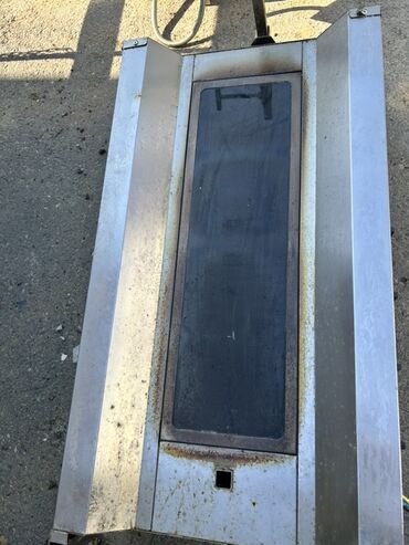 Buz aparatları: Sənaye tipli elektrikli kontakt grill/sandviç pressi - Korpusu