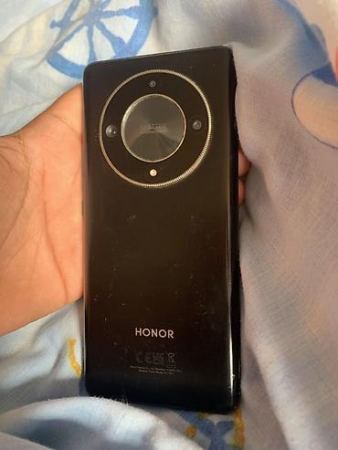 a 3 telefon: Honor rəng - Qara, Barmaq izi — 1