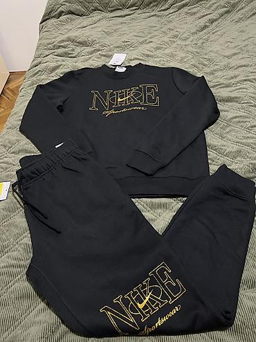 vikend torba: NIKE Women's Sportswear Club Fleece Outfit vel. S NOVO Duks FV posebno — 7
