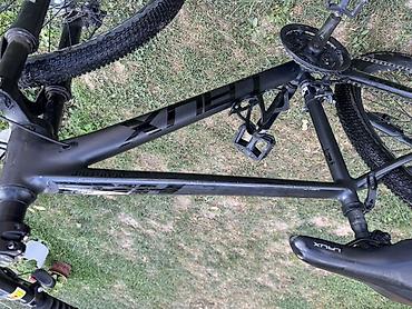 down hill: Горный велосипед Laux (MTB), алюминиевая рама, колеса 27.5" в хорошем — 5