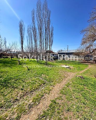 Продажа коттеджей и домов: 🏠Продается дом в с. Сокулук 🟡Комнаты: 4 🟡Участок: 12 соток — 3