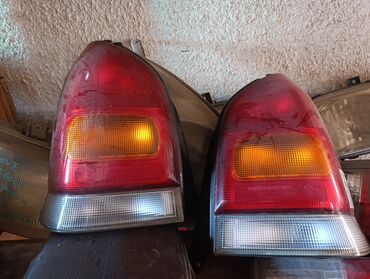 дайхатсуу: Задние фонари на Сузуки алто сапфы ступицы передние амортизаторы в