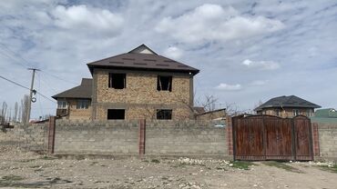 продаю дом в селе сосновка: 250 м², 7 комнат, Требуется ремонт Без мебели