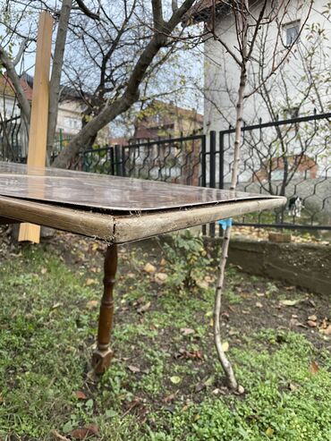 Izgubljeno-nađeno, dajem besplatno: Poklanjam dva stola. Stolovi se nalaze u kaludjerici na lalafo.rs — 8 Izgubljeno-nađeno, dajem besplatno: Poklanjam dva stola. Stolovi se nalaze u kaludjerici — 8