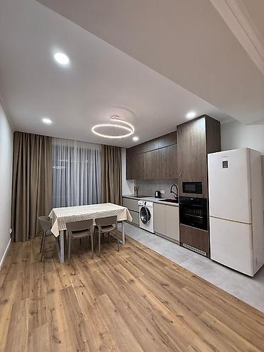 француский квартал: 3 комнаты, 57 м², 2 этаж, Свежий ремонт — 2