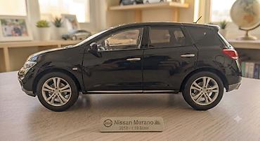 ev masin: Nissan Murano 2013 modelinin 1:18 miqyaslı kolleksiya avtomobili. Qara — 3