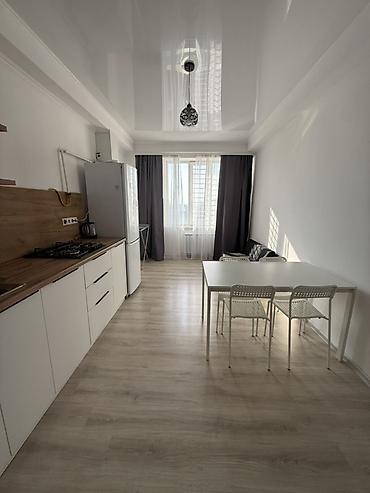 Долгосрочная аренда квартир: 1 комната, С мебелью полностью — 4