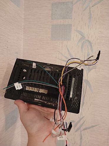monitor 144: Bu avtomobil multimedia ekranı müasir nəqliyyat vasitələri üçün — 2