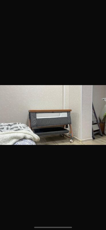 манеж забор: Продаю! Точно такая только серая‼️ Состояние идеальное ! Даже ножки