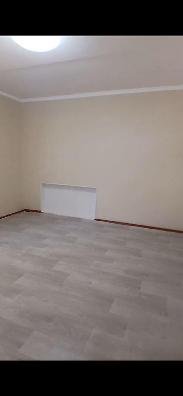 күнүмдүк батирлер: 2 бөлмө, 70 м², 105-серия, 2 кабат — 8