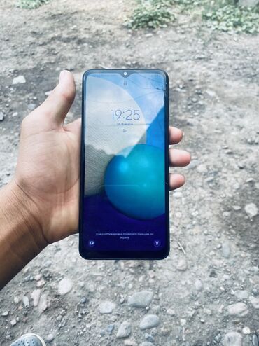 телефоны простой: Samsung Galaxy A02, Б/у, 32 ГБ, цвет - Черный, 2 SIM