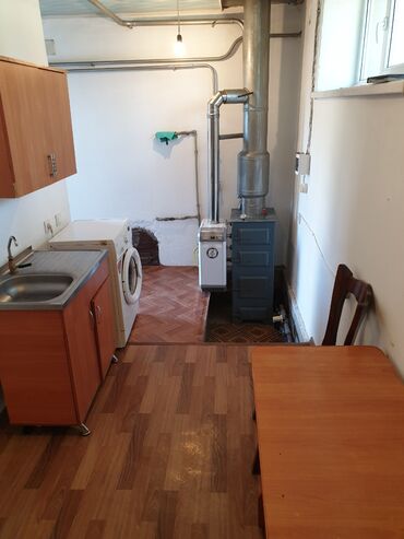 арендовать квартиру для офиса: 1 бөлмө, Менчик ээси, Чогуу жашоосу жок, Жарым -жартылай эмереги бар