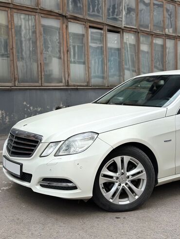 Mercedes-Benz: Mercedes-Benz E-Class: 2010 г., 1.8 л, Автомат, Бензин, Седан