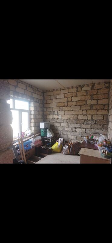 Həyət evləri və villaların satışı: 3 otaqlı, 64 kv. m, Orta təmir — 10