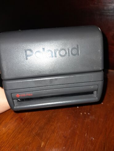 фотик полароид: Poloroid 636 Closeup Super vəziyyətdə işlənmiyib Təzədir. Yaxşı çəkir