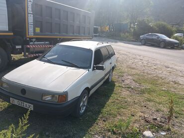 пассат 1993: Volkswagen Passat: 1989 г., 1.8 л, Механика, Бензин, Универсал