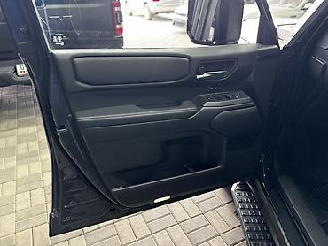 prado 80: Toyota Land Cruiser: 2025 г., 2.4 л, Автомат, Гибрид, Внедорожник — 7