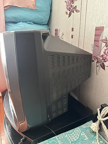 panasonic televizor: JVC kineskop televizoru və şkaf Məhsulun təsviri: - Brend/model: JVC — 3