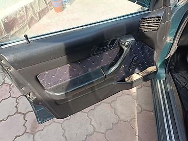 BMW: BMW 5 series: 1990 г., 2 л, Механика, Бензин, Седан — 4